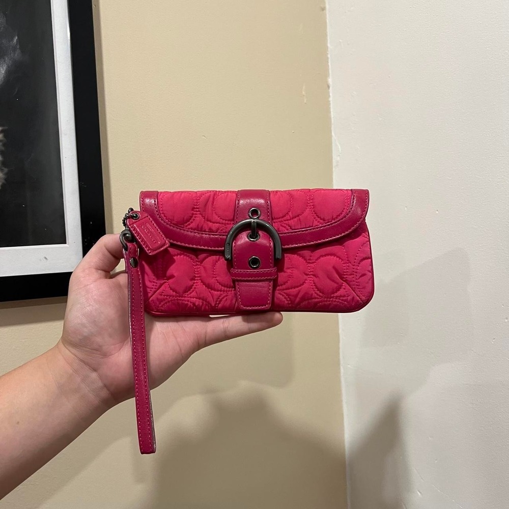 Y2K 2000s Coach Pink Soho Quilted Signature C Monogram Wristlet / Wallet